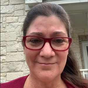 Meet your Posher, Pamela